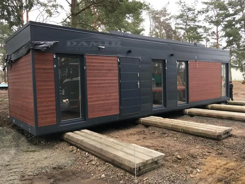 Jak wygląda koszt budowy budynku usługowego w 2026 roku? Przewodnik po wydatkach i trendach