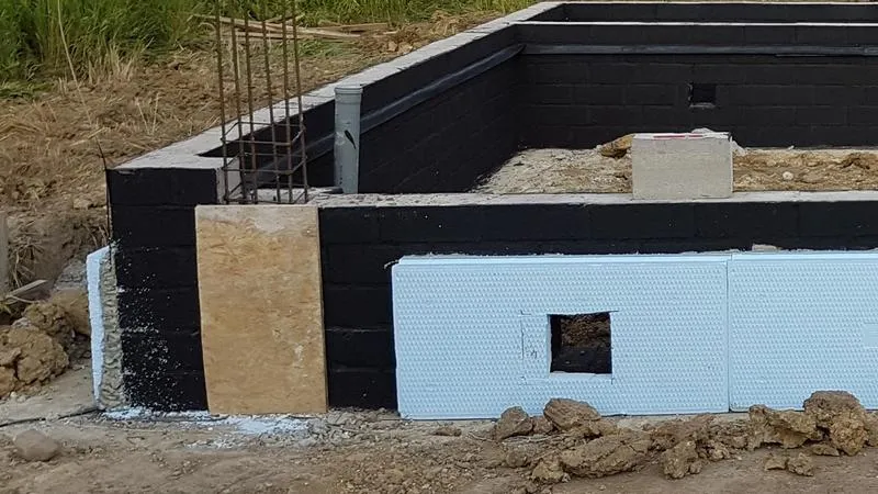 Skuteczne metody izolacji starych fundamentów – doświadczenia użytkowników na forum