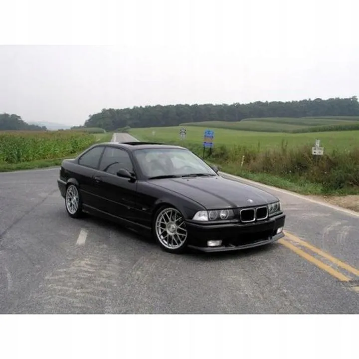 Cosmosschwarz historia i pochodzenie