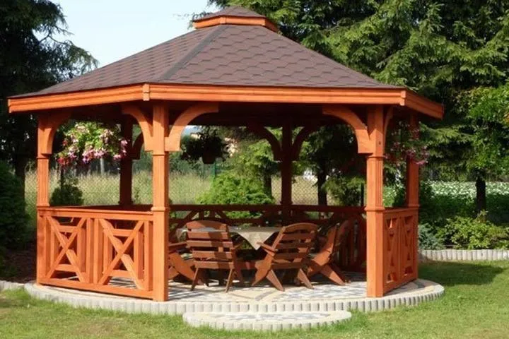 Materiały i narzędzia do altany