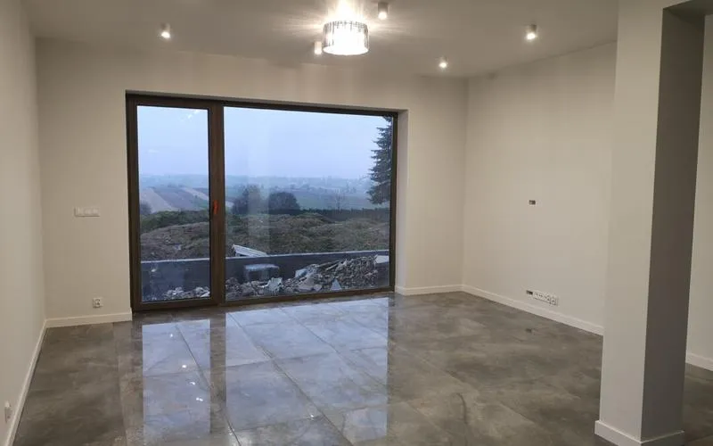 Materiały wykończeniowe cokół