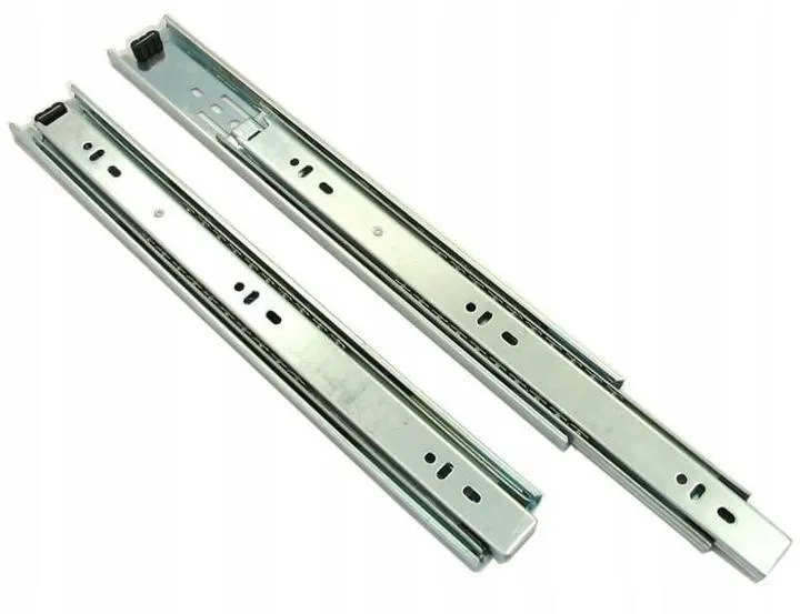 Montaż prowadnic kulkowych