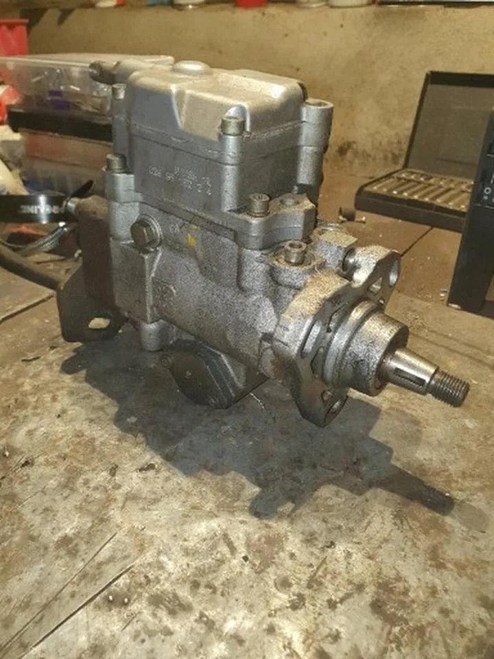 Uszczelnianie pompy wtryskowej krok po kroku