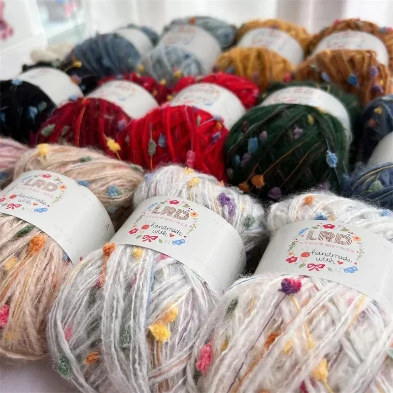 Włóczka do dywanu z pomponów